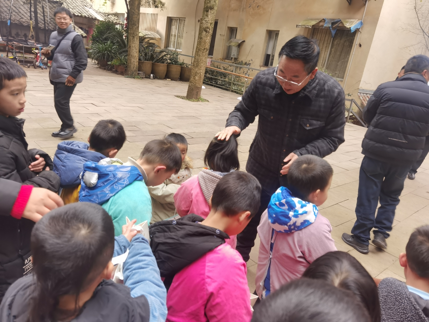 微信图片_20231220155916_副本.jpg