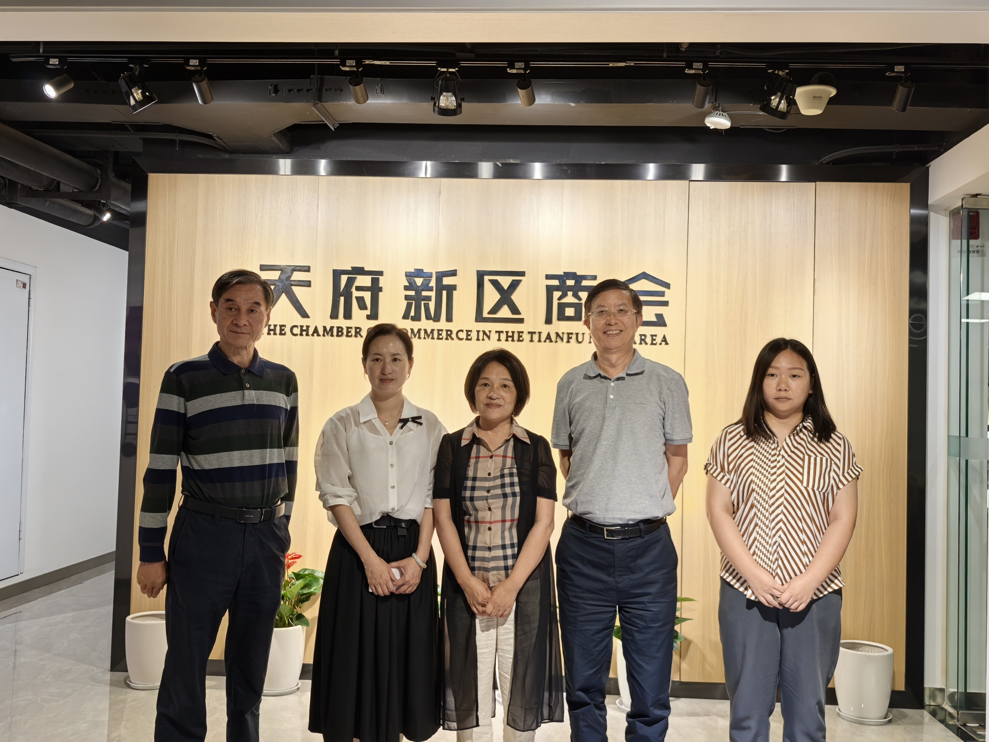 微信图片_20240607172317_副本.jpg